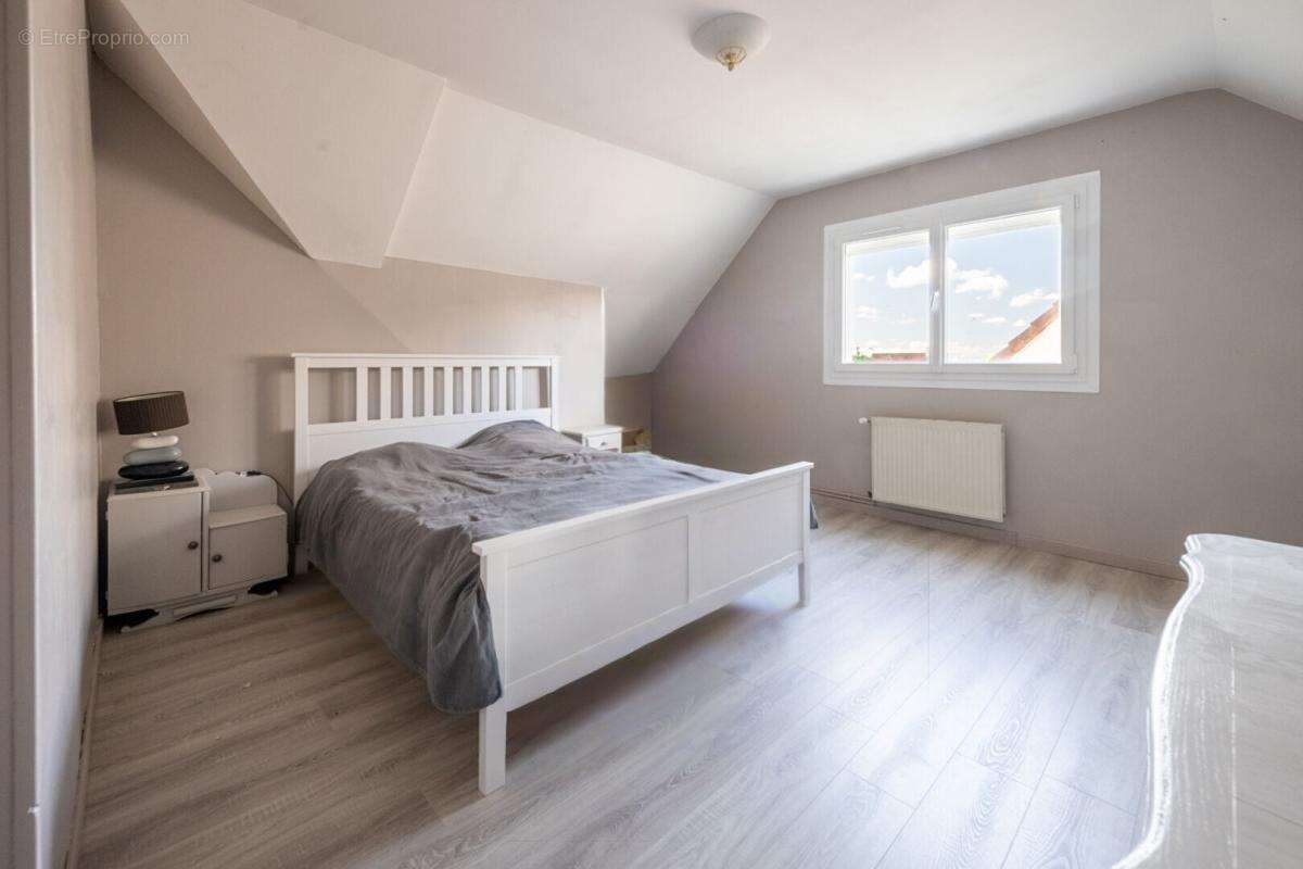 Quetigny - maison t10 - photo 12