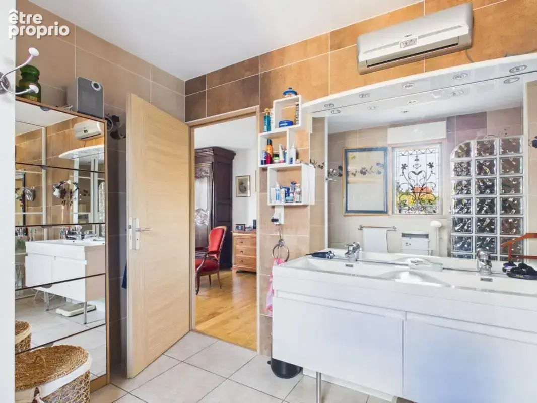Maison 7 pièces 163 m² à vendre à Dreuil-Les-Amiens (80470) - photo 14