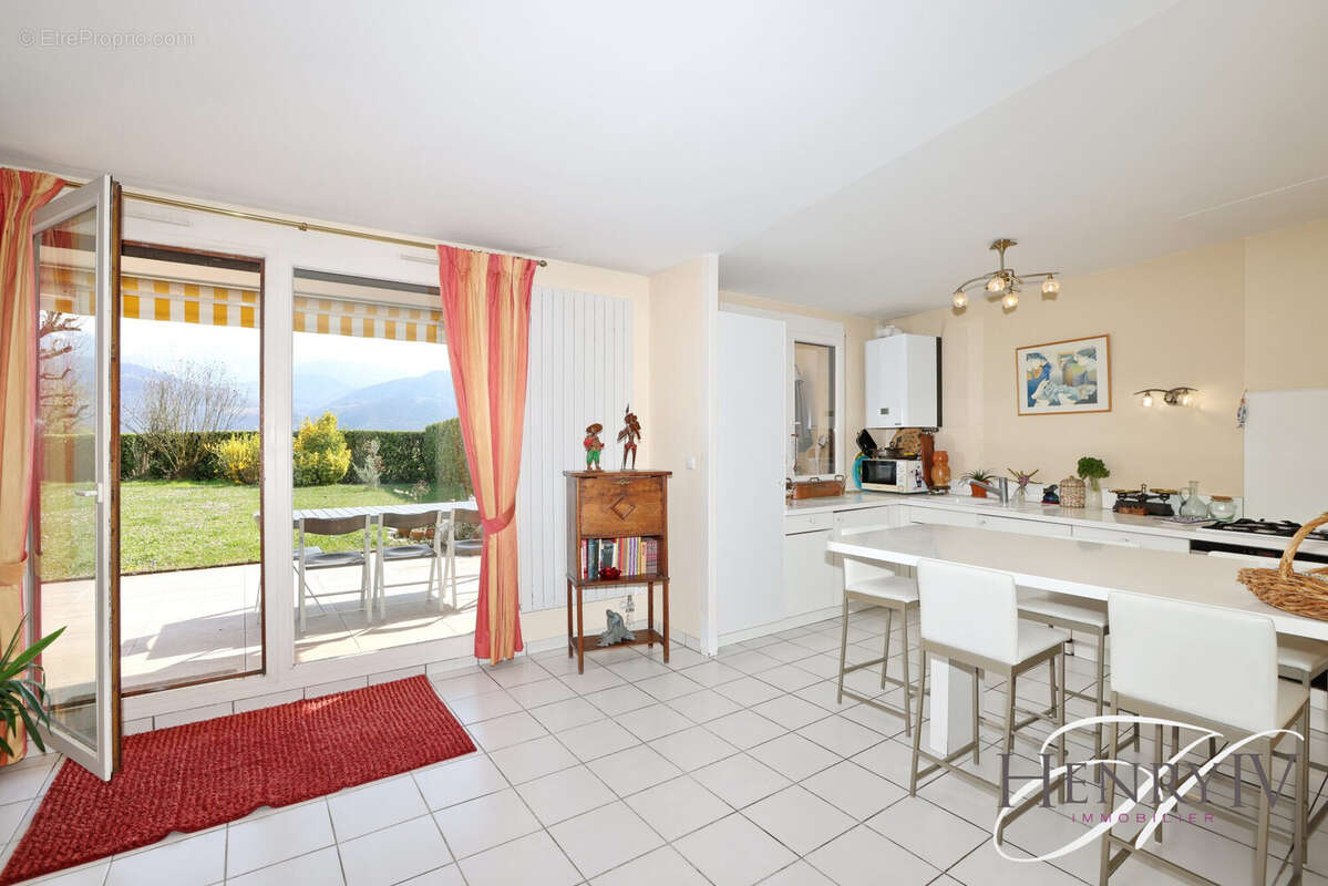 Appartement à MONTBONNOT-SAINT-MARTIN