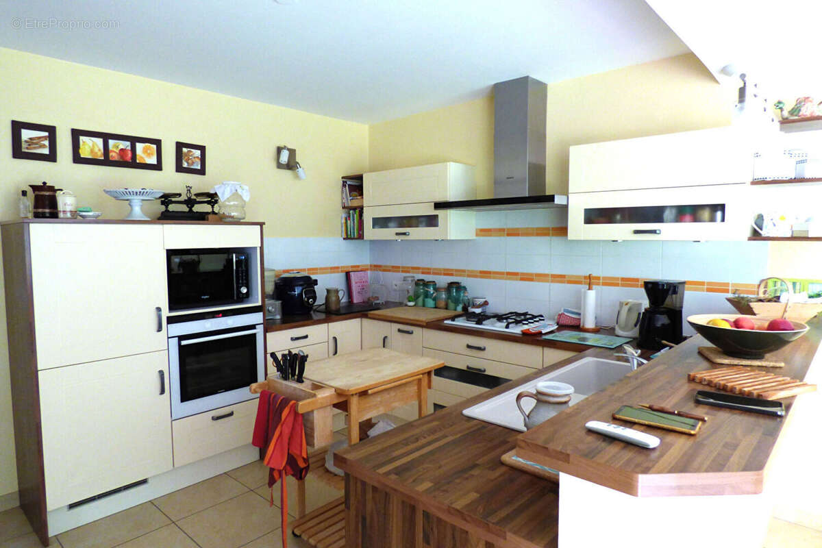 Maison à BEAUCOUZE