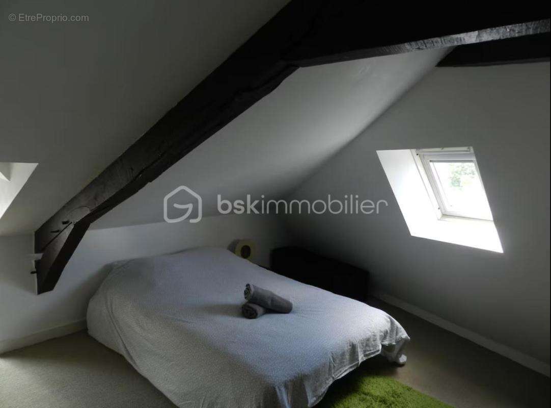 Appartement à MELESSE