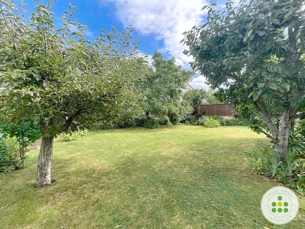 Maison à FONTENAY-LE-FLEURY