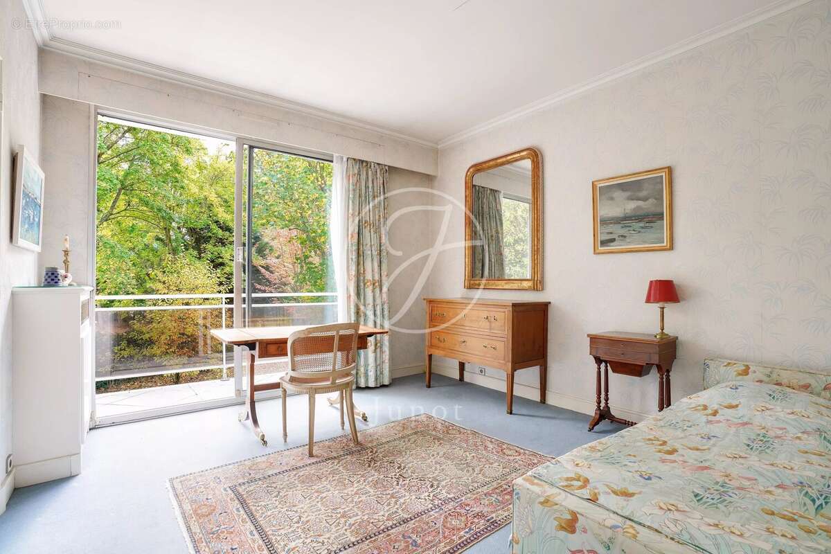 Maison à LE VESINET