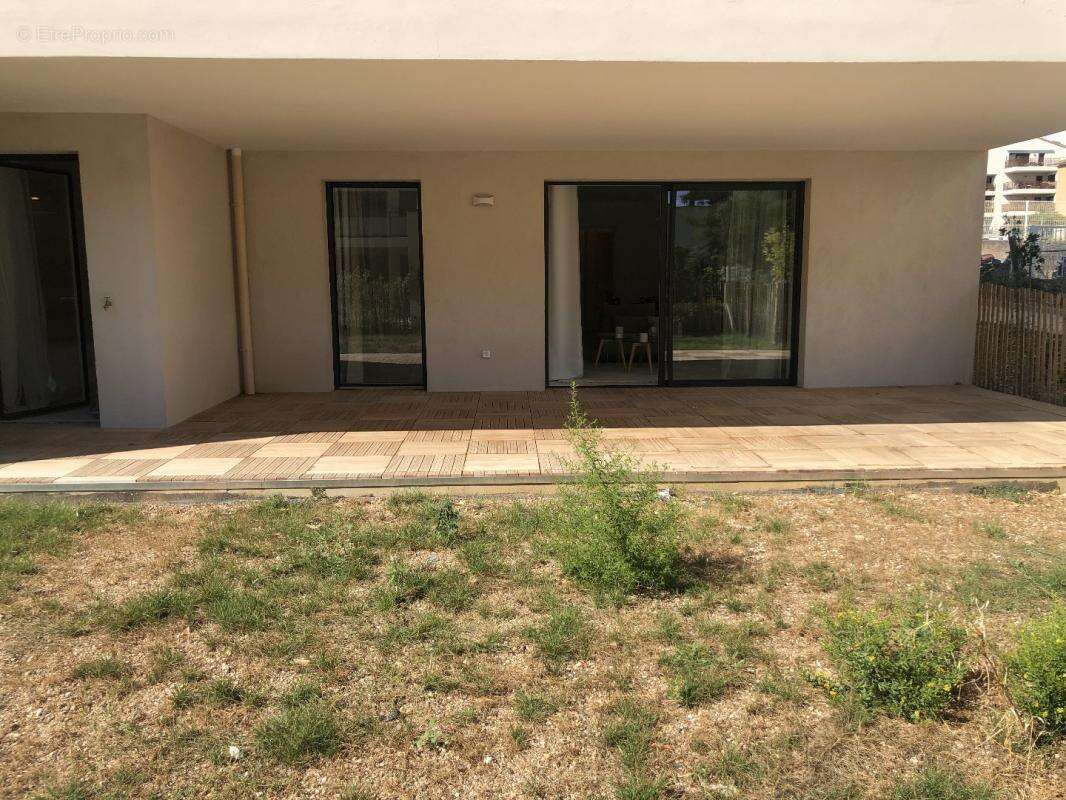 Appartement à HYERES