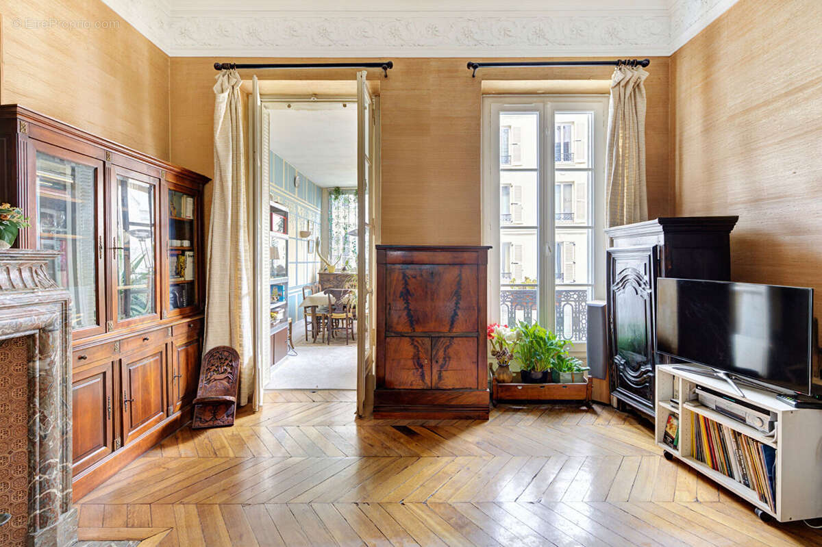 Appartement à PARIS-12E