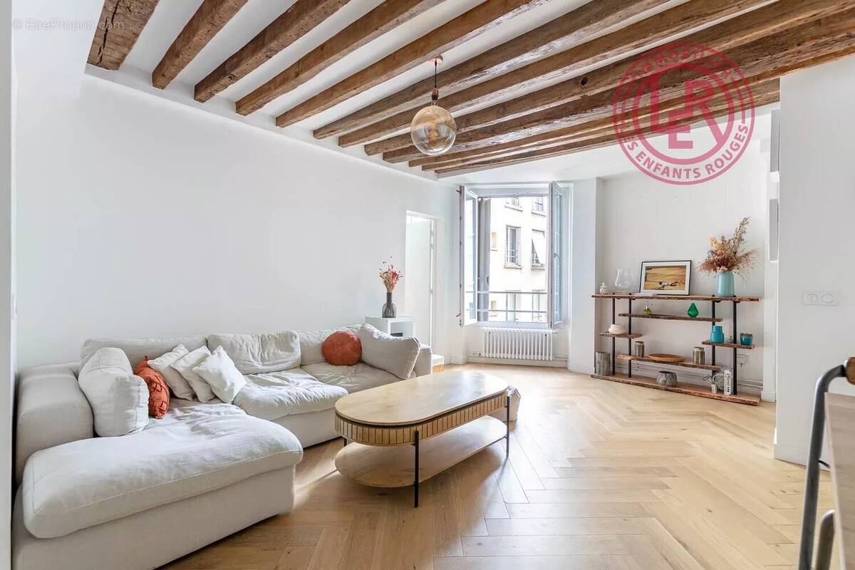 Appartement à PARIS-2E