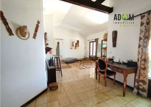 Maison 135 m² à La Possession  - photo 5