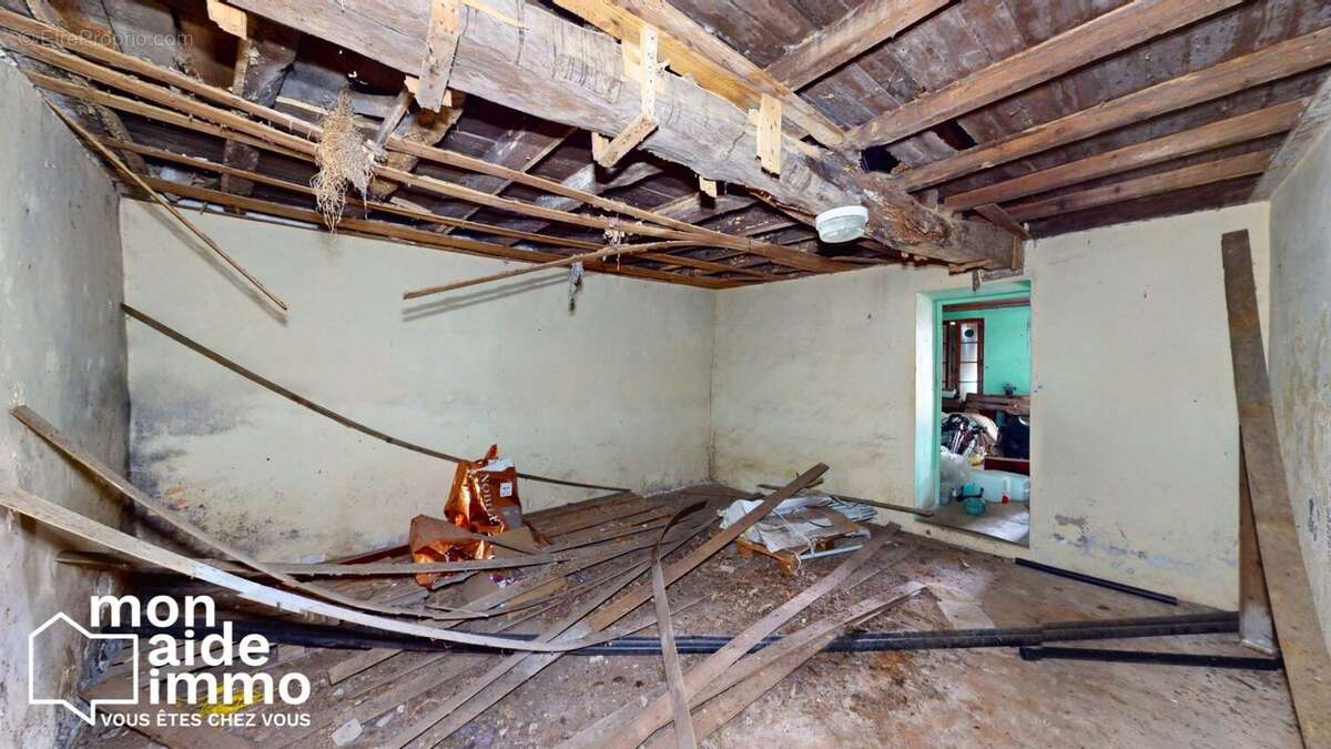 Maison à SAINT-EMILION