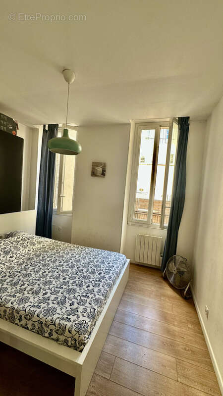 Appartement à MARSEILLE-2E
