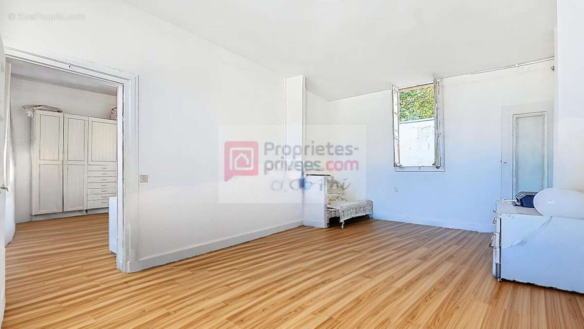 Appartement à VERSAILLES