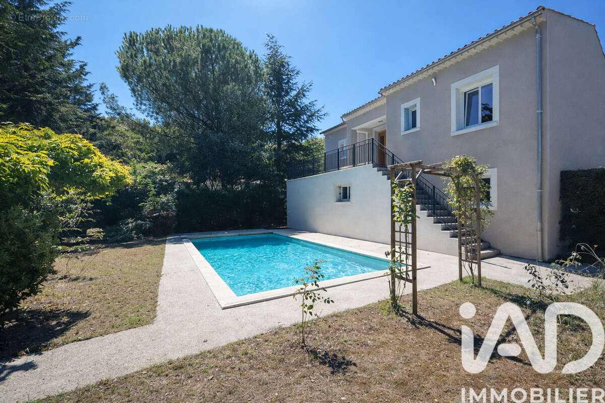 Photo 2 - Maison à VAISON-LA-ROMAINE