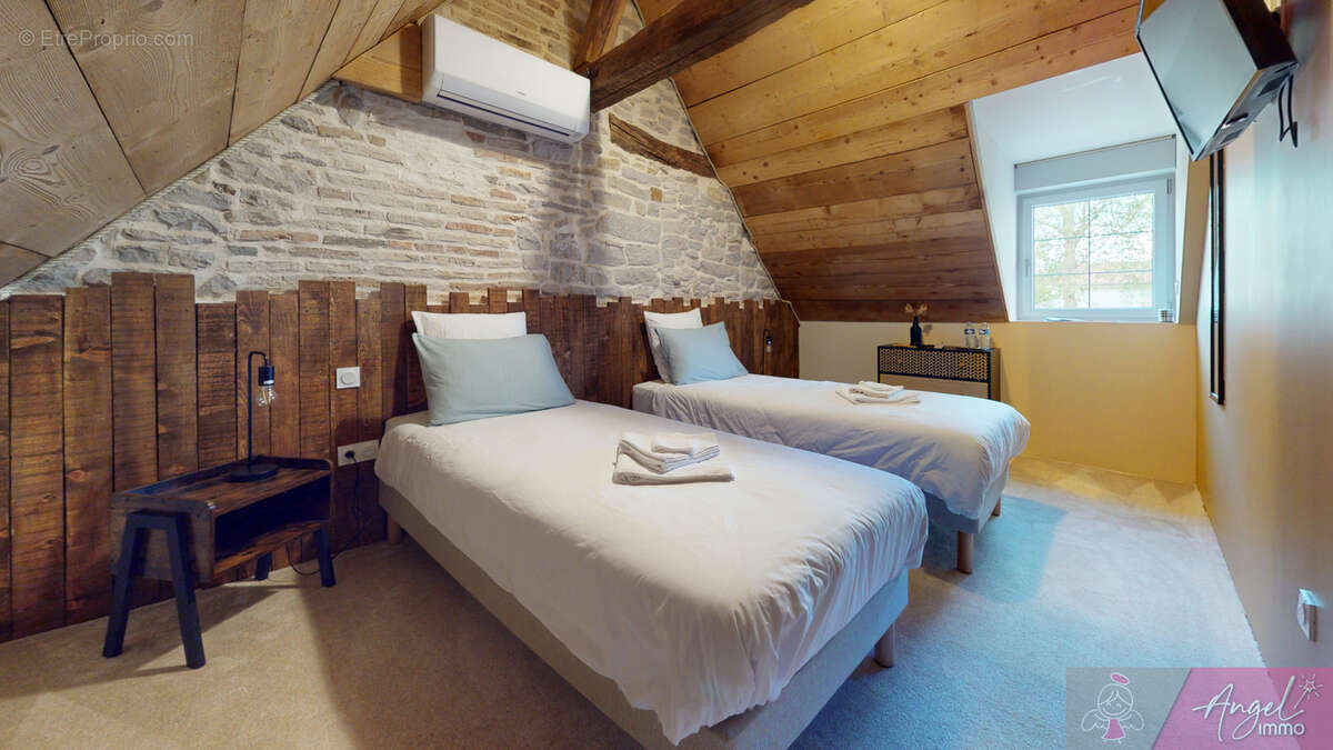 Commerce à ORCHAMPS