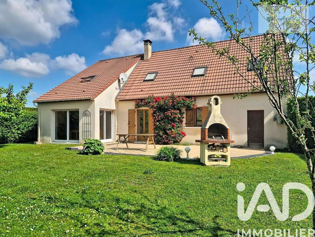 Photo 2 - Maison à SAINT-SAUVEUR-SUR-ECOLE