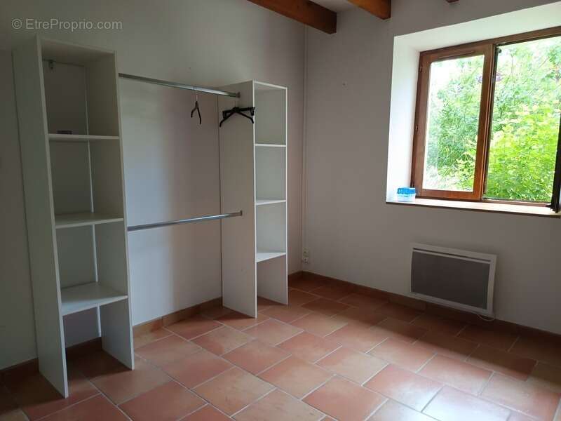 Propriété d'Exception : 2 Maisons, 450 m² de Dépendances et 6 Hectares de Terres - photo 10