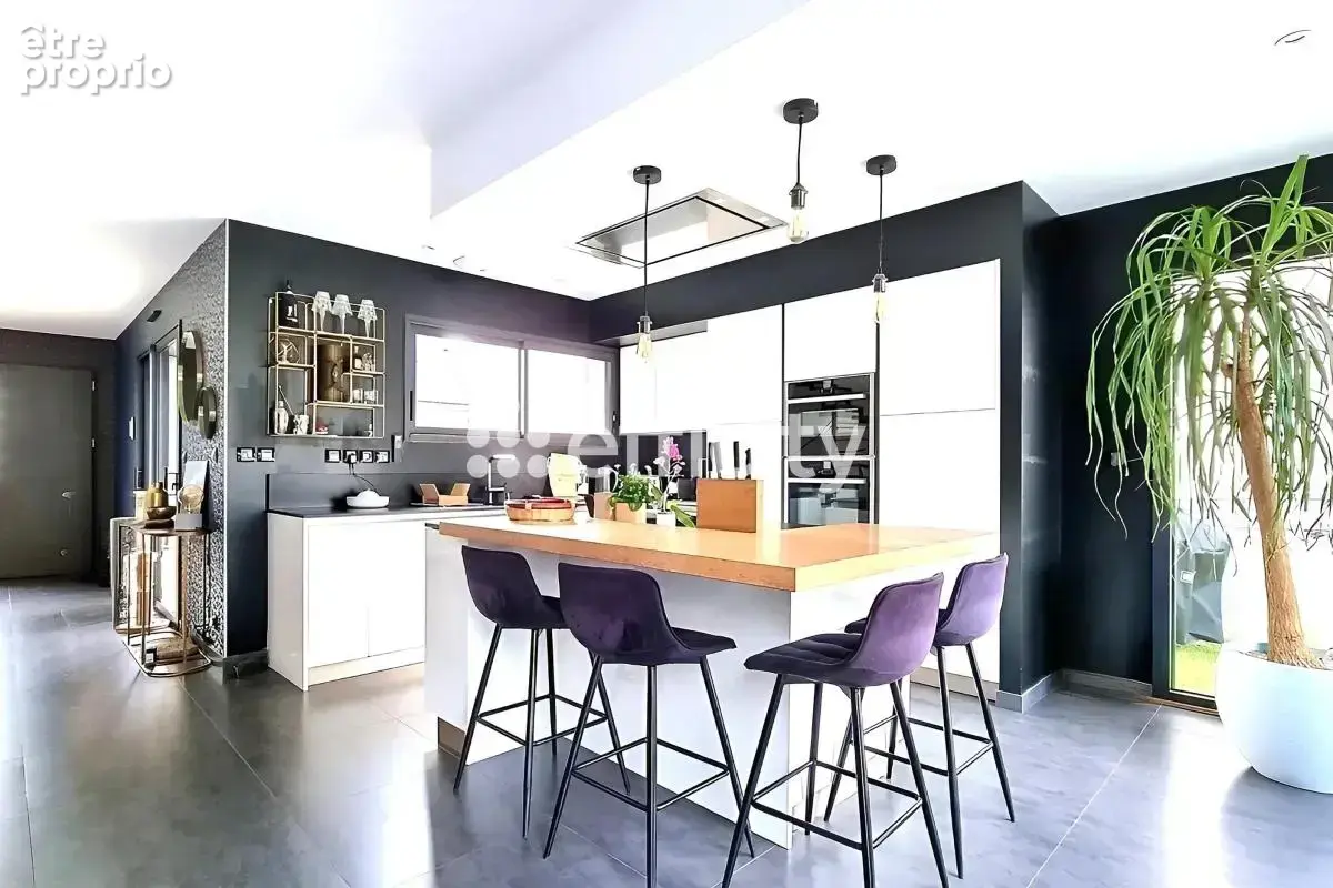 Maison 7 pièces 208 m² à vendre à Cesson-Sevigne (35510) - photo 2