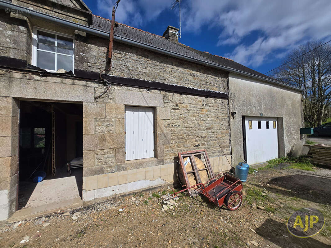 Maison à CRUGUEL