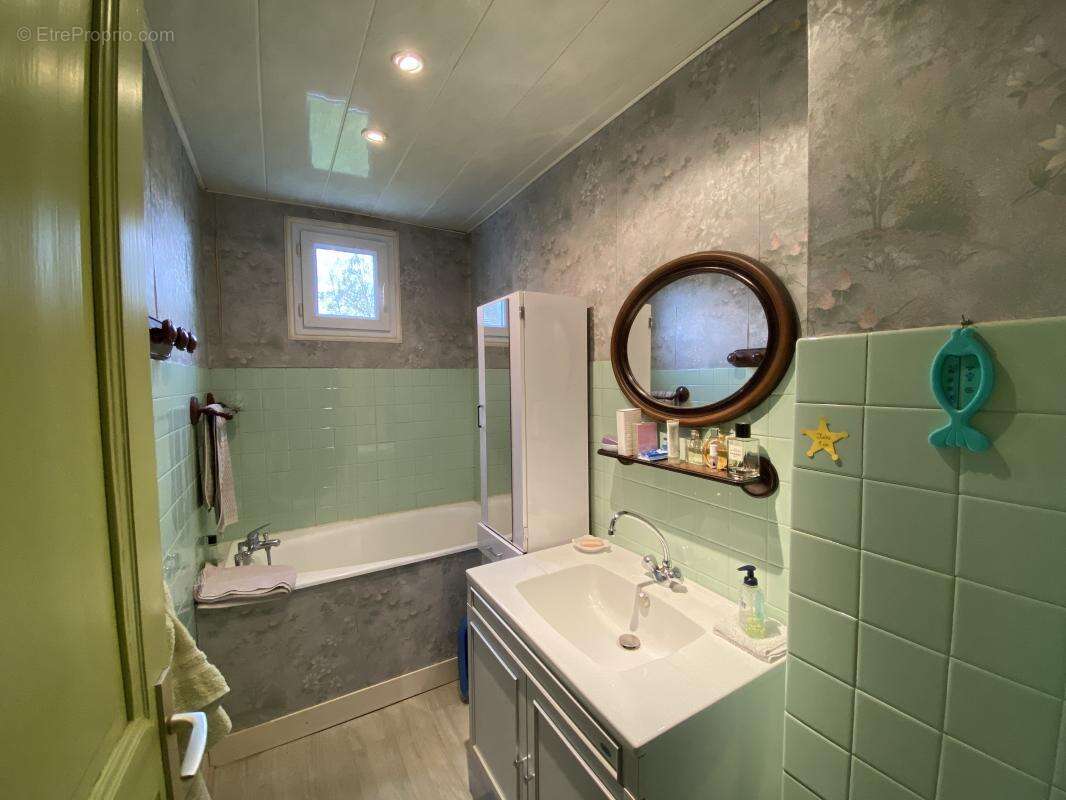 Maison à ROSNY-SUR-SEINE