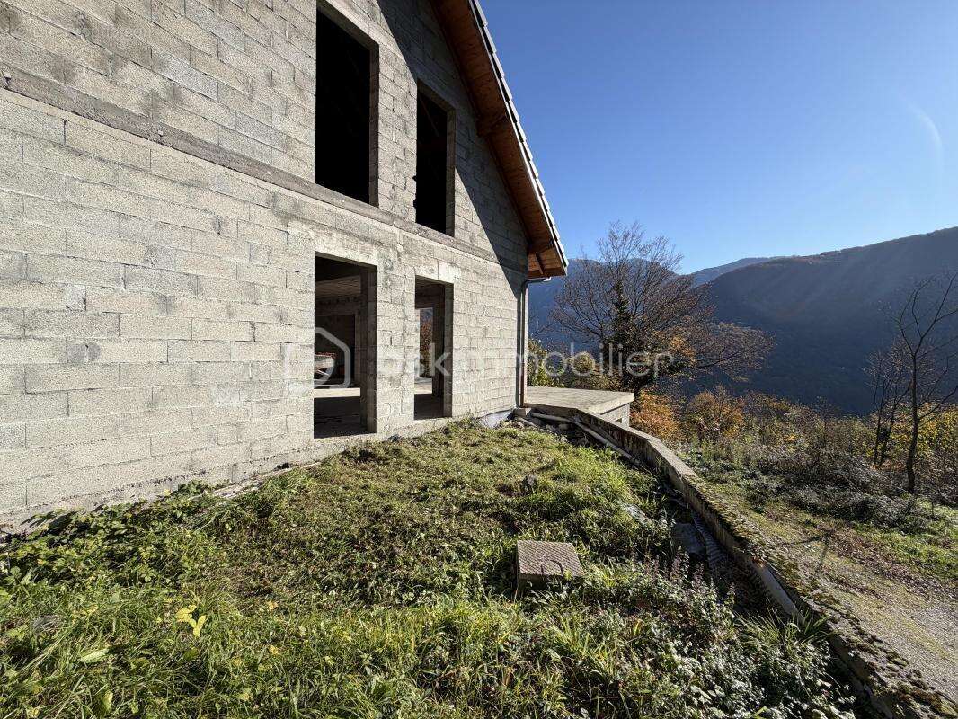 Maison à SECHILIENNE