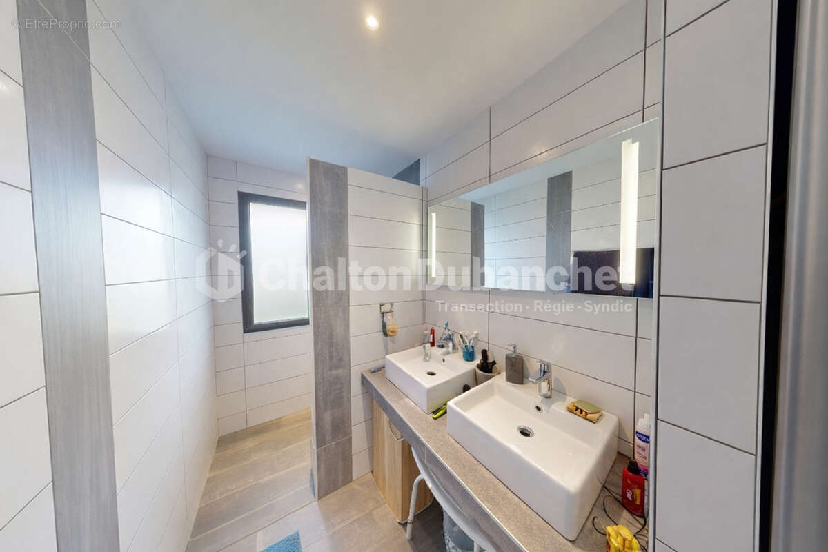IGUERANDE - Maison  6 pièce(s) 156 m² - photo 14