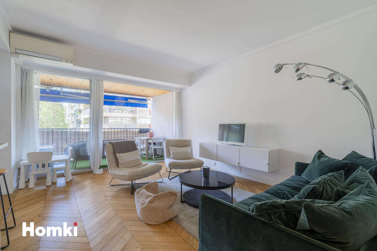 Appartement à MARSEILLE-8E