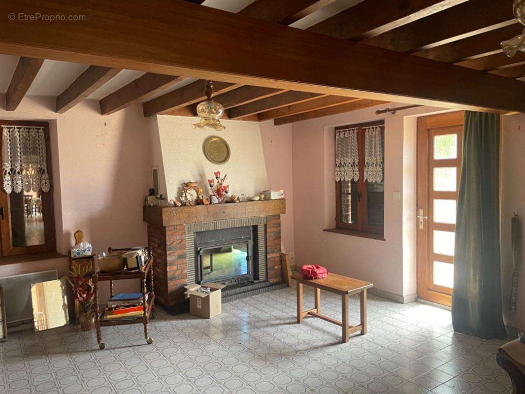 Maison à SAINT-GONDON