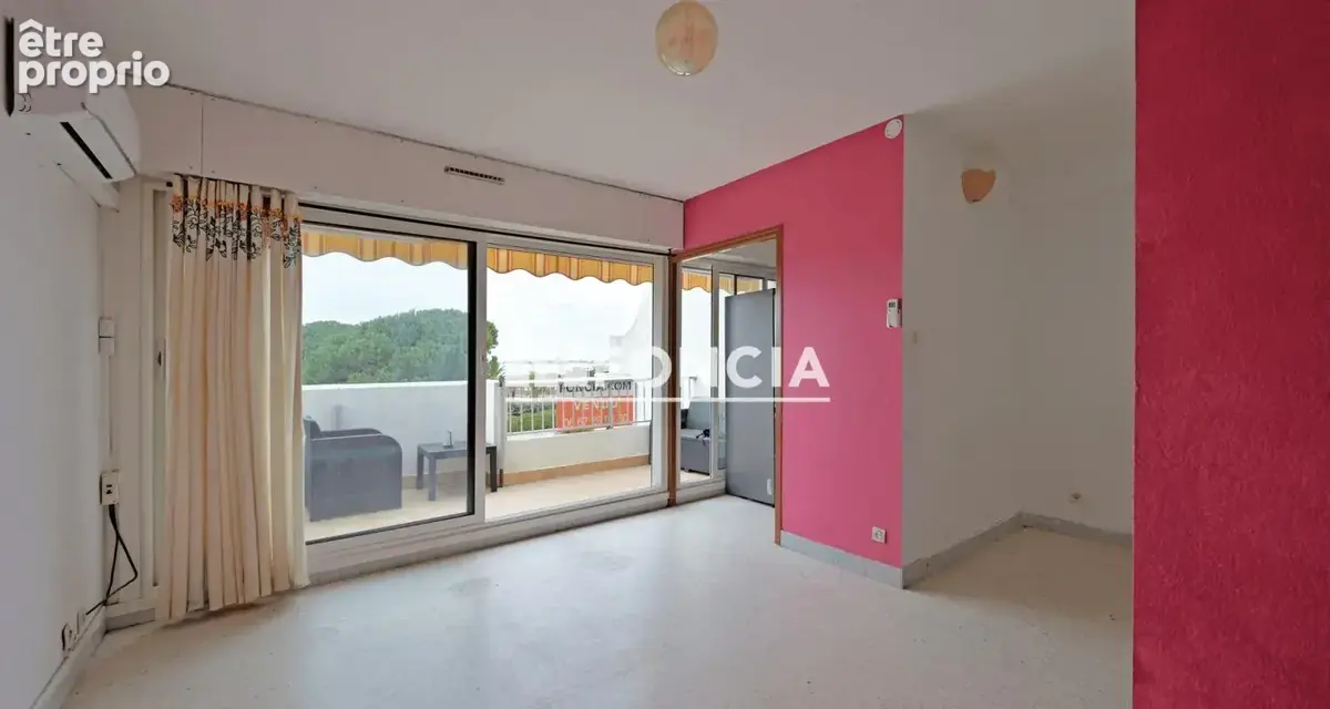 Port Camargue Secteur Plage Nord, Grand Studio cabine de 27 m2 avec terrasse de 8 m2 Vue Mer, parking et cellier - photo 3