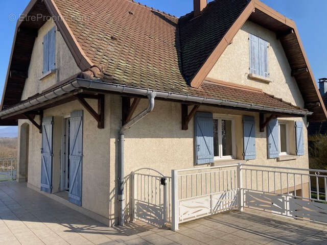 Maison à CHALONVILLARS