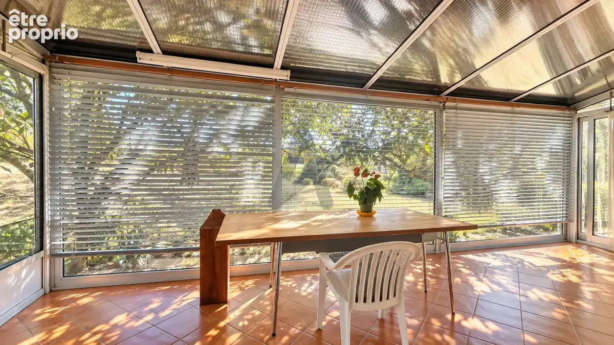Maison de plain-pied avec superbe jardin et vue panoramique remarquable - photo 12