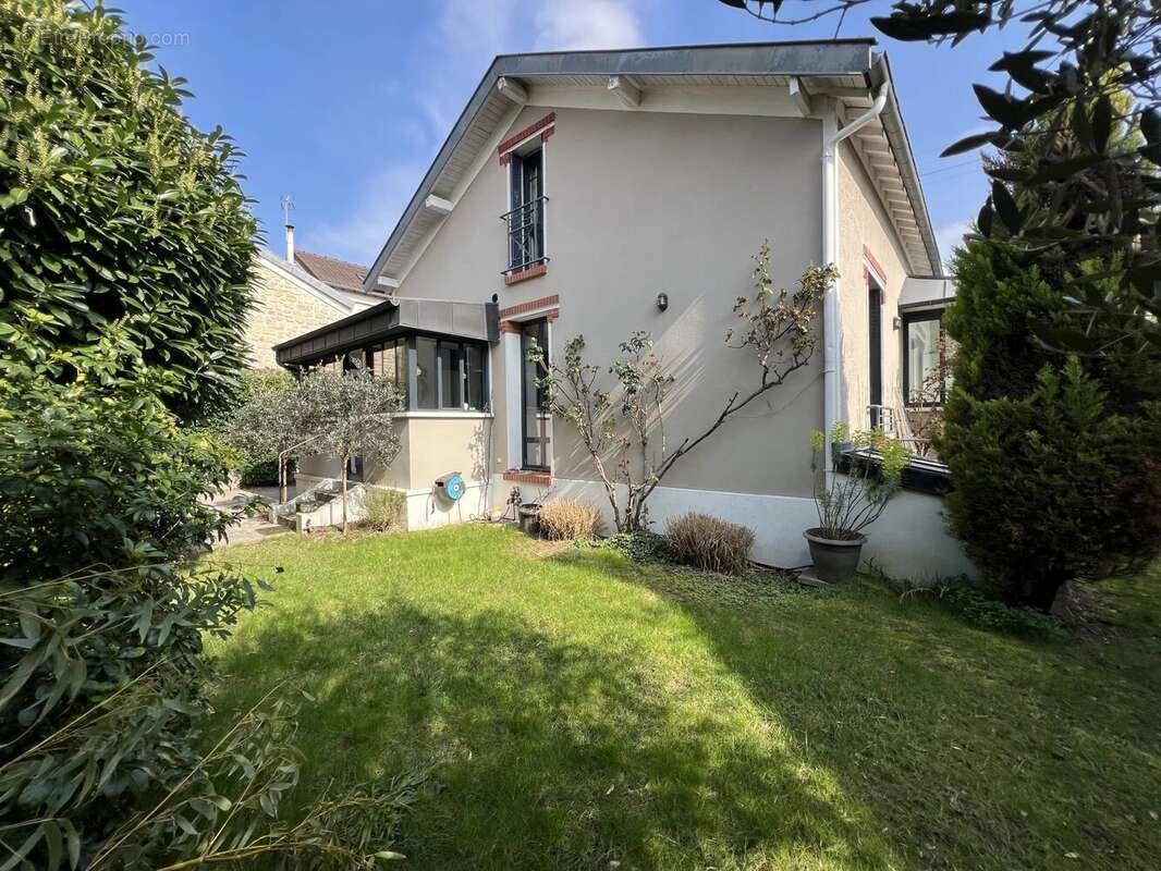 Maison à CROISSY-SUR-SEINE