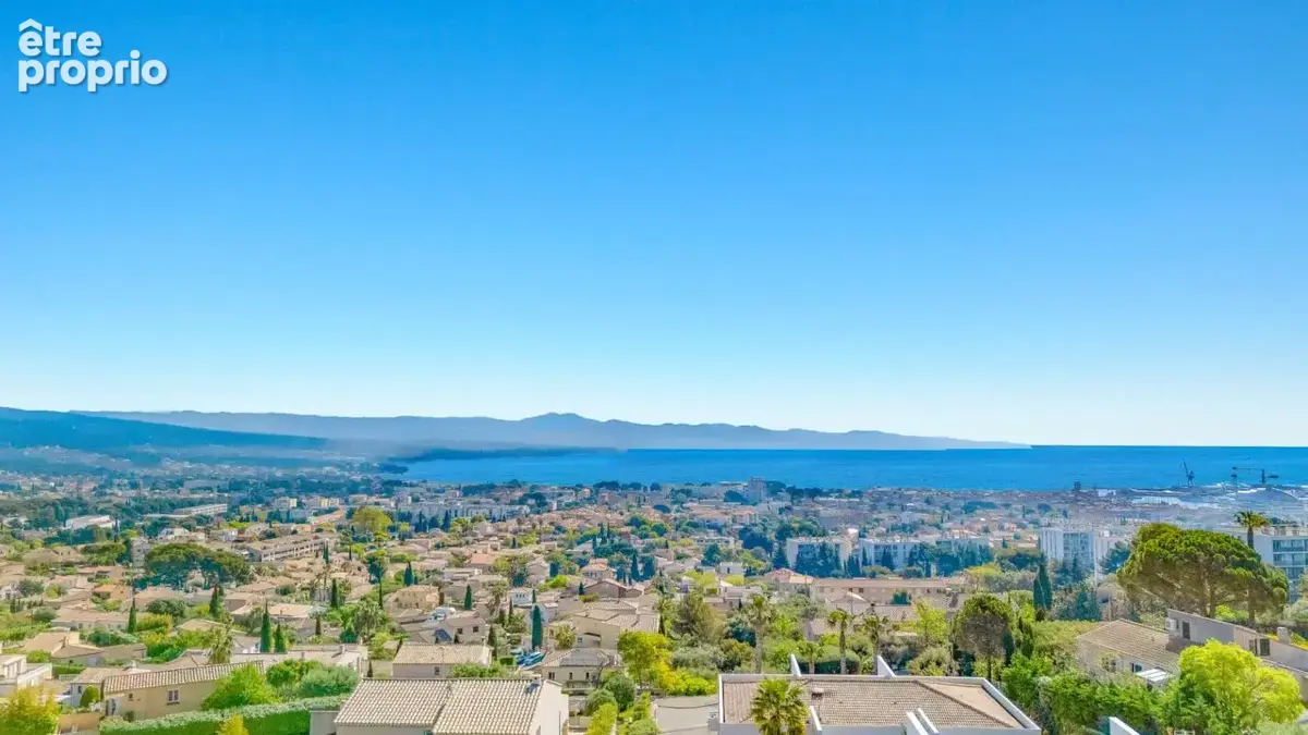 Appartement La Ciotat 4 pièce(s) 75.73 m2 vue mer avec garage et place de parking - photo 2