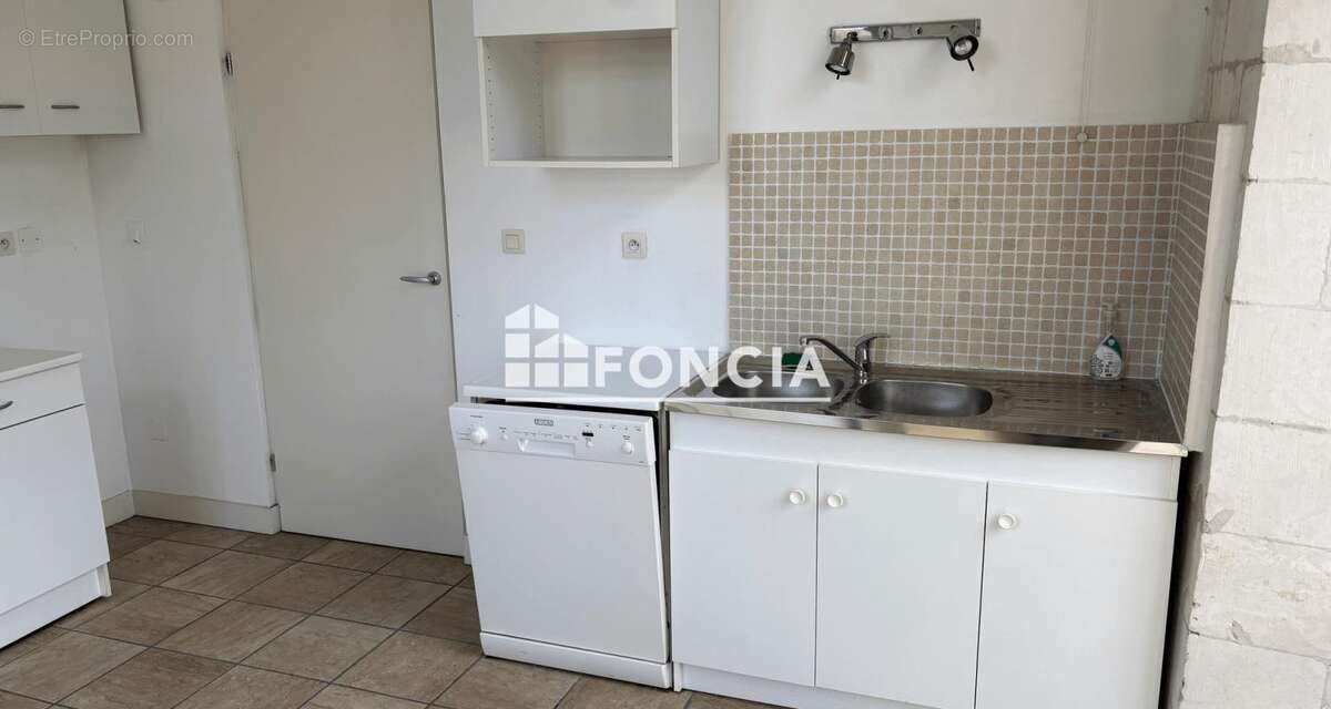 Appartement à CROUY-SAINT-PIERRE