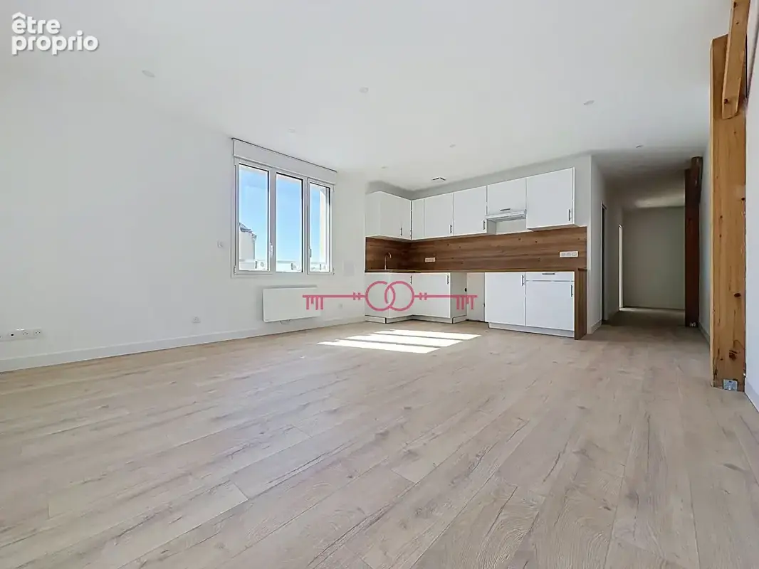 A vendre - appartement type 2 proche gare dernier etage - photo 2