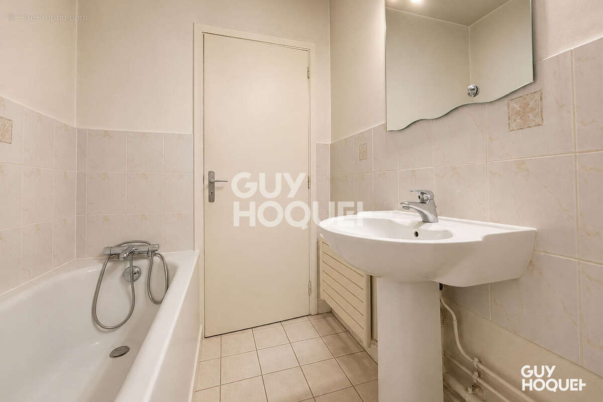 Studio 28 m² sans vis-à-vis - dernier étage - photo 7