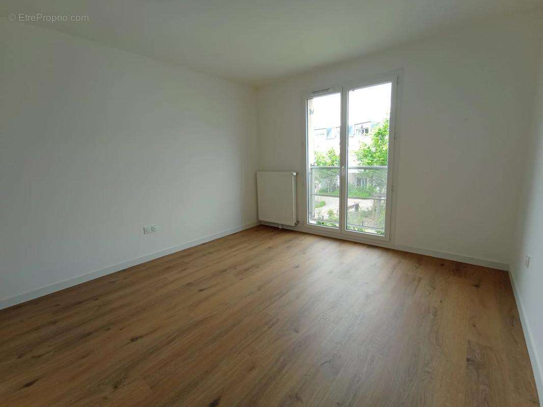 Appartement à BIEVRES