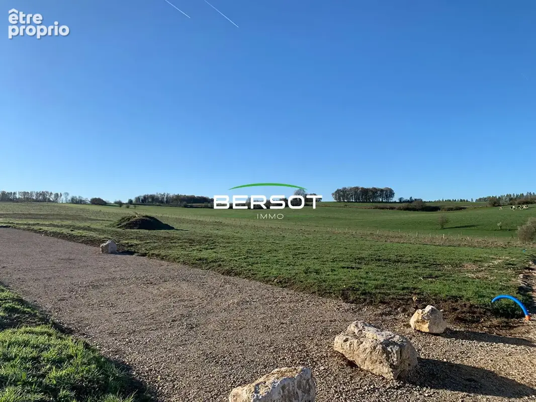 Photo Terrain à L'hopital-Du-Grosbois au prix de 79 050€