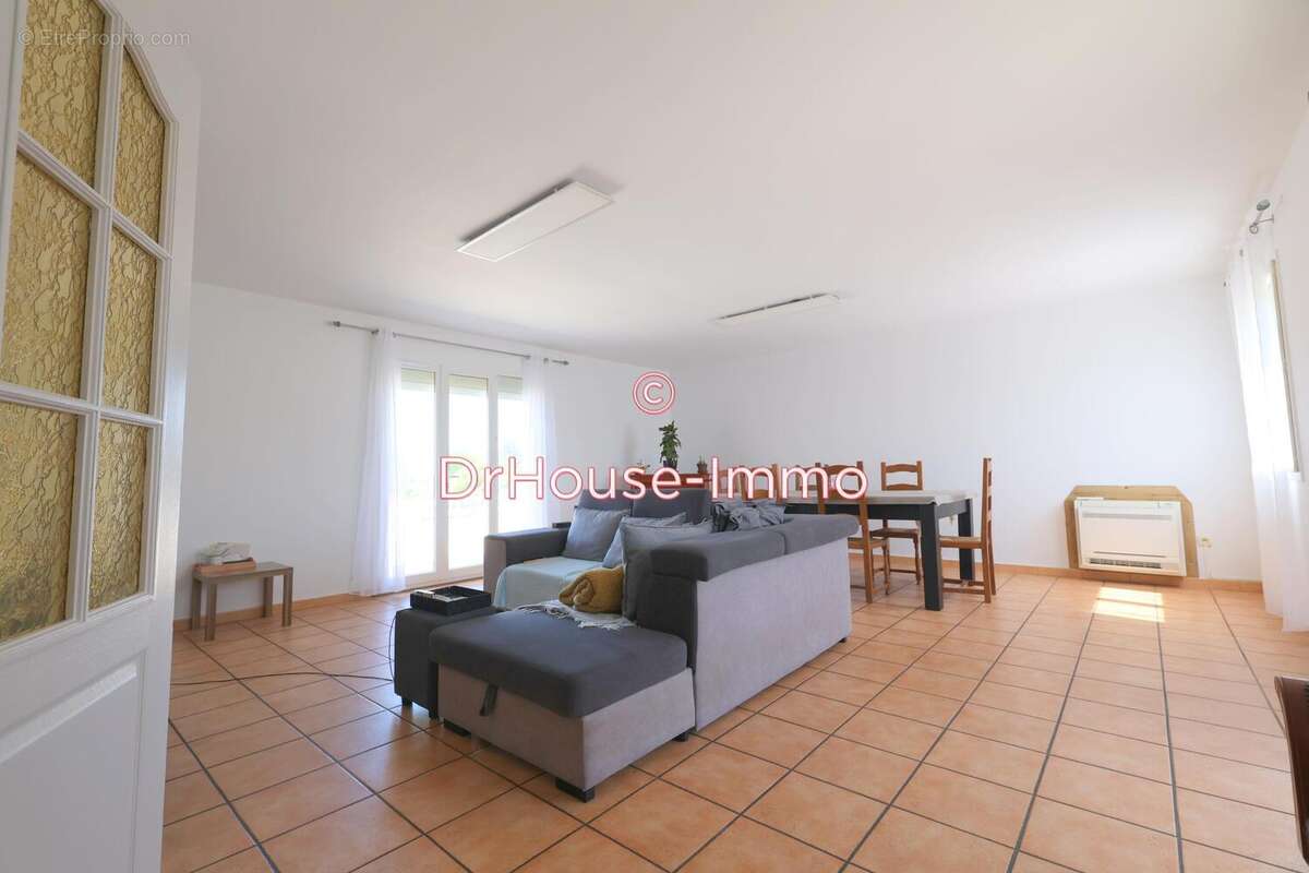 Maison à SAINT-HIPPOLYTE