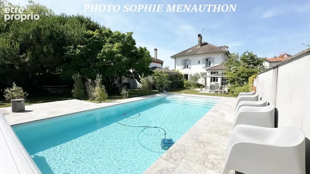 Maison de maitre de type t9 de 330 m2 avec piscine - photo 4