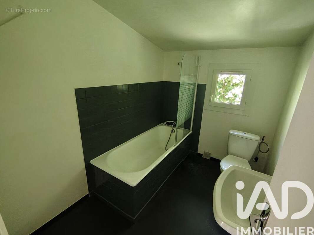 Maison 58 m² à Motreff  - photo 7