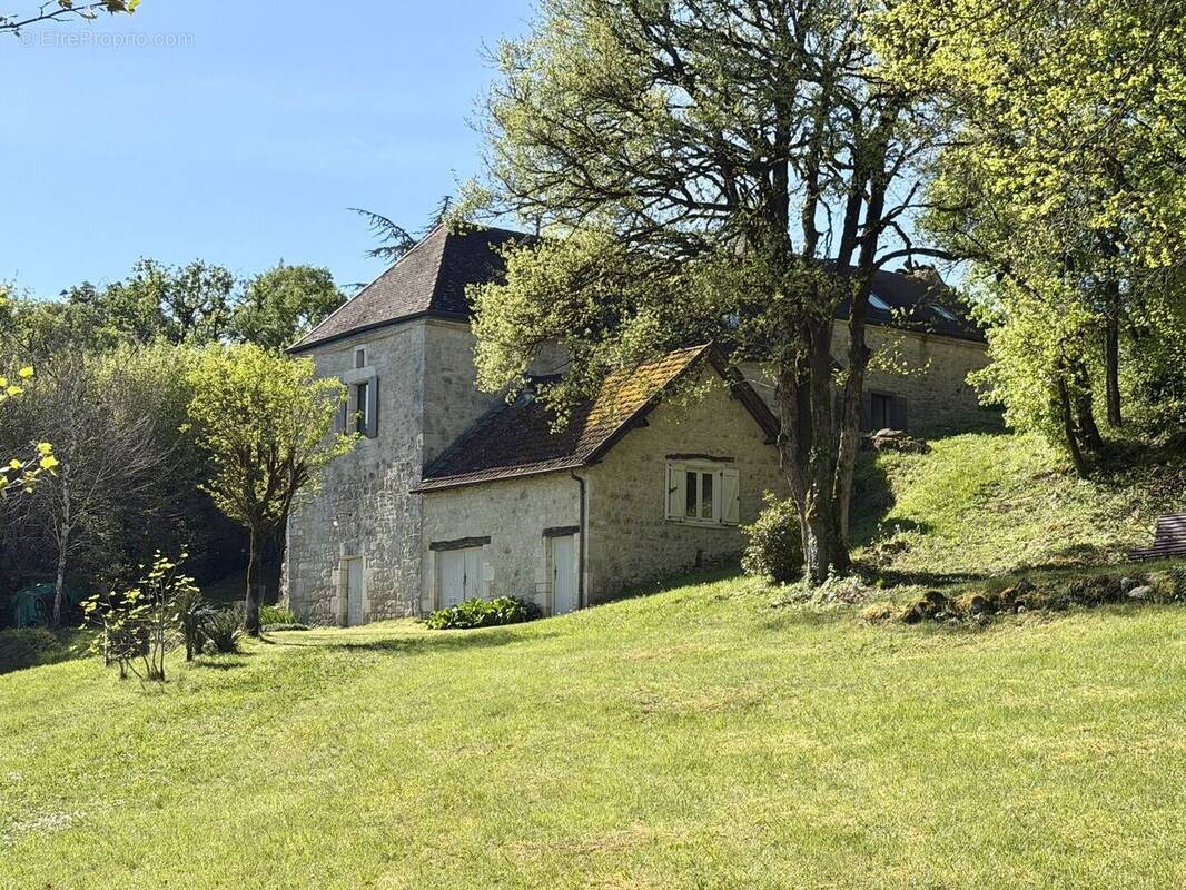 IMG9153 - Maison à SALIGNAC-EYVIGUES