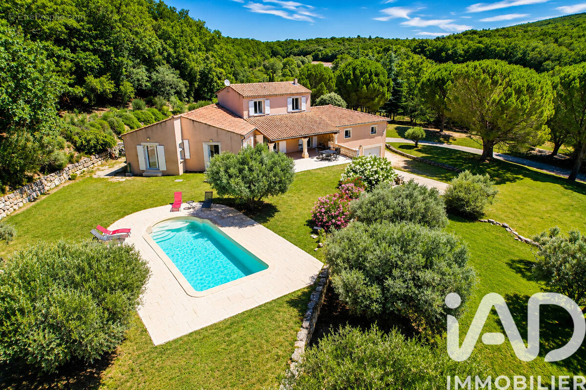 Photo 1 - Maison à LA GARDE-ADHEMAR