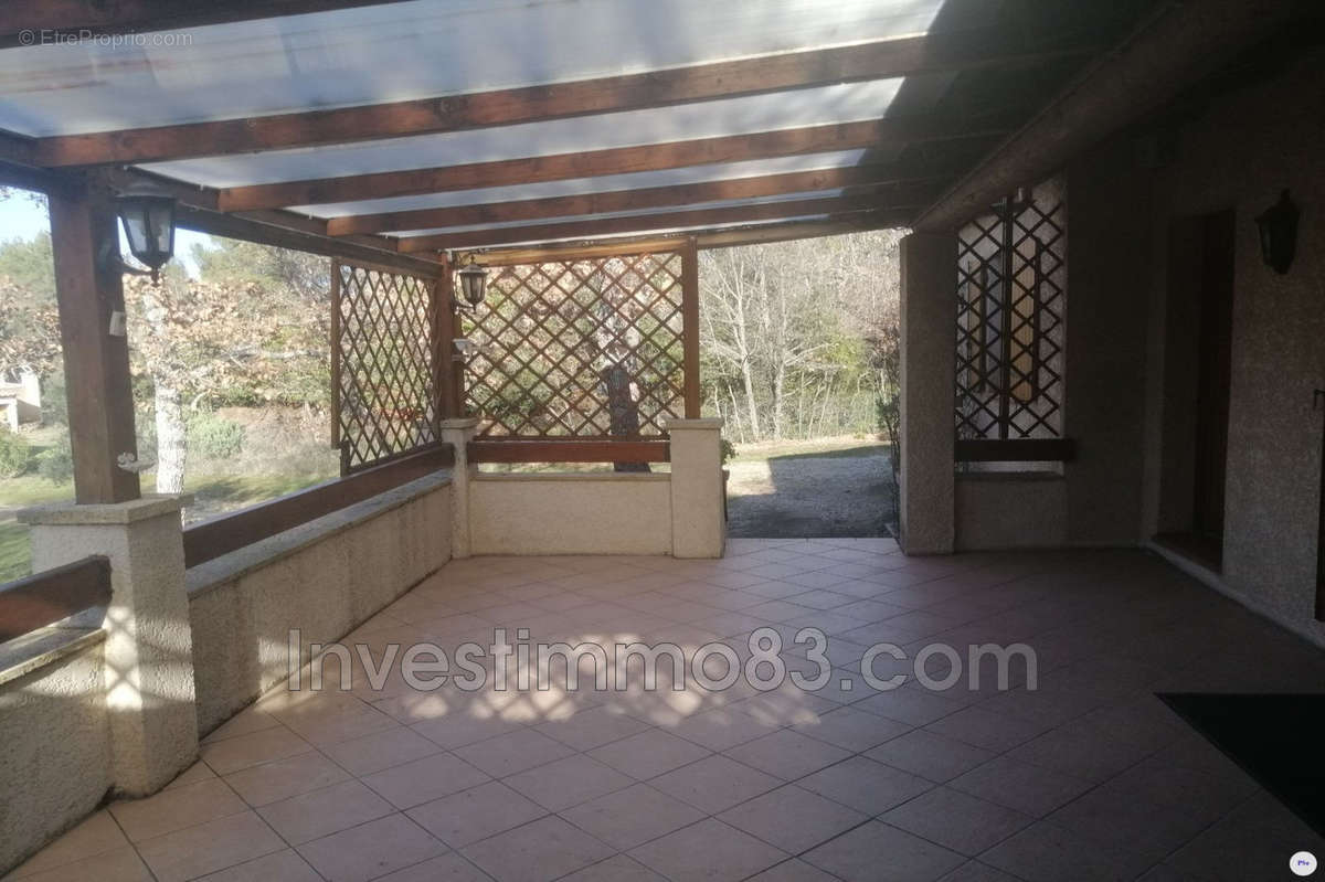 Maison à NANS-LES-PINS