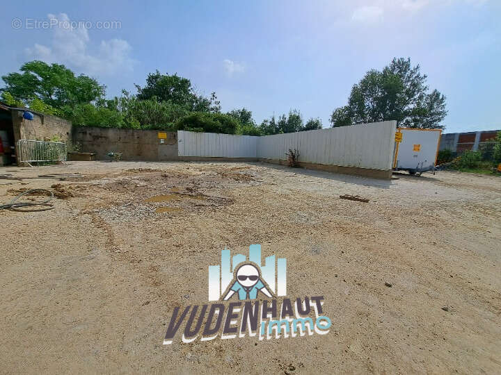 Commerce à PORTET-SUR-GARONNE