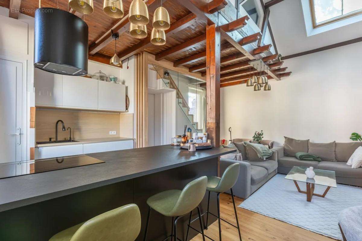 Maison à LYON-8E
