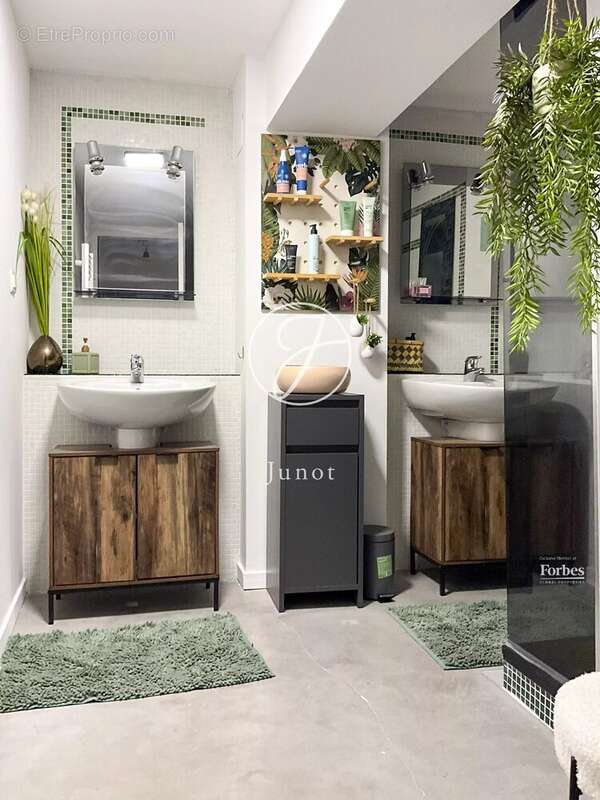 Appartement à CROIX