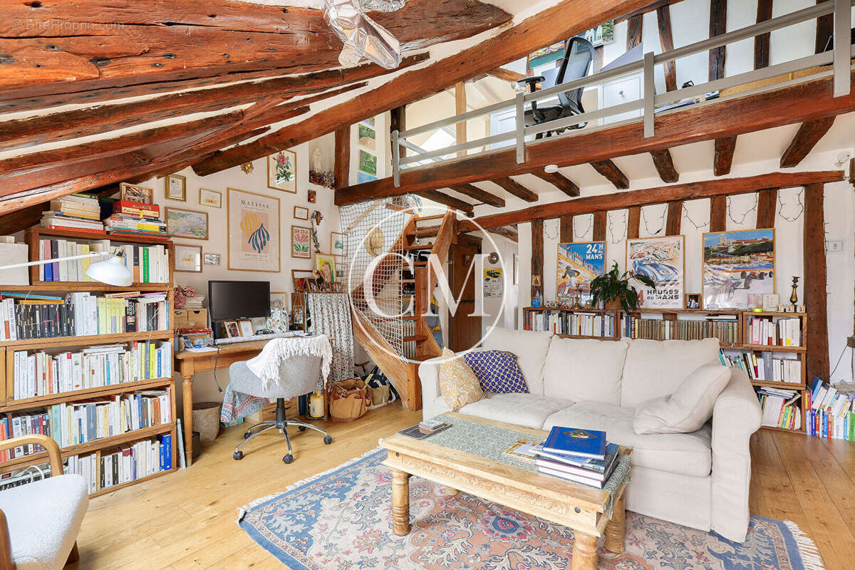 Appartement à VERSAILLES