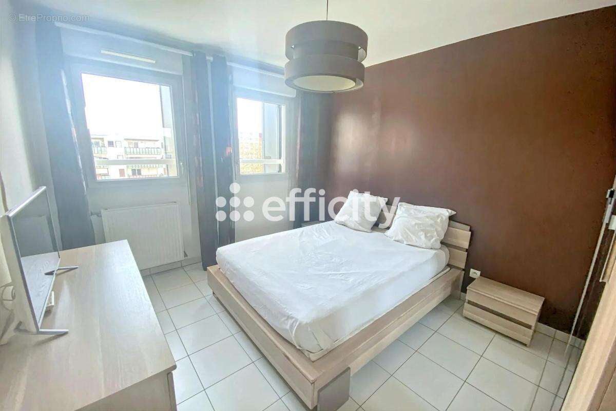 Appartement à SAINT-FONS