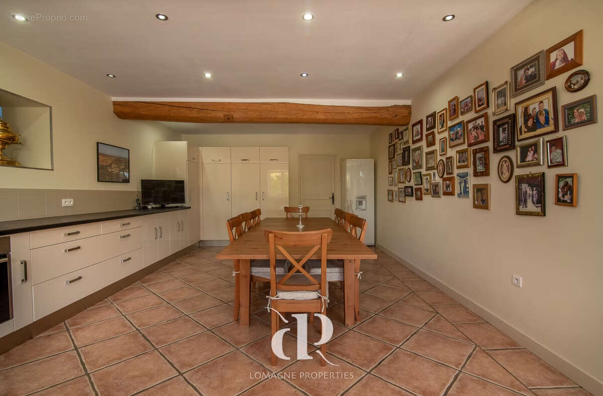 Maison à LACHAPELLE