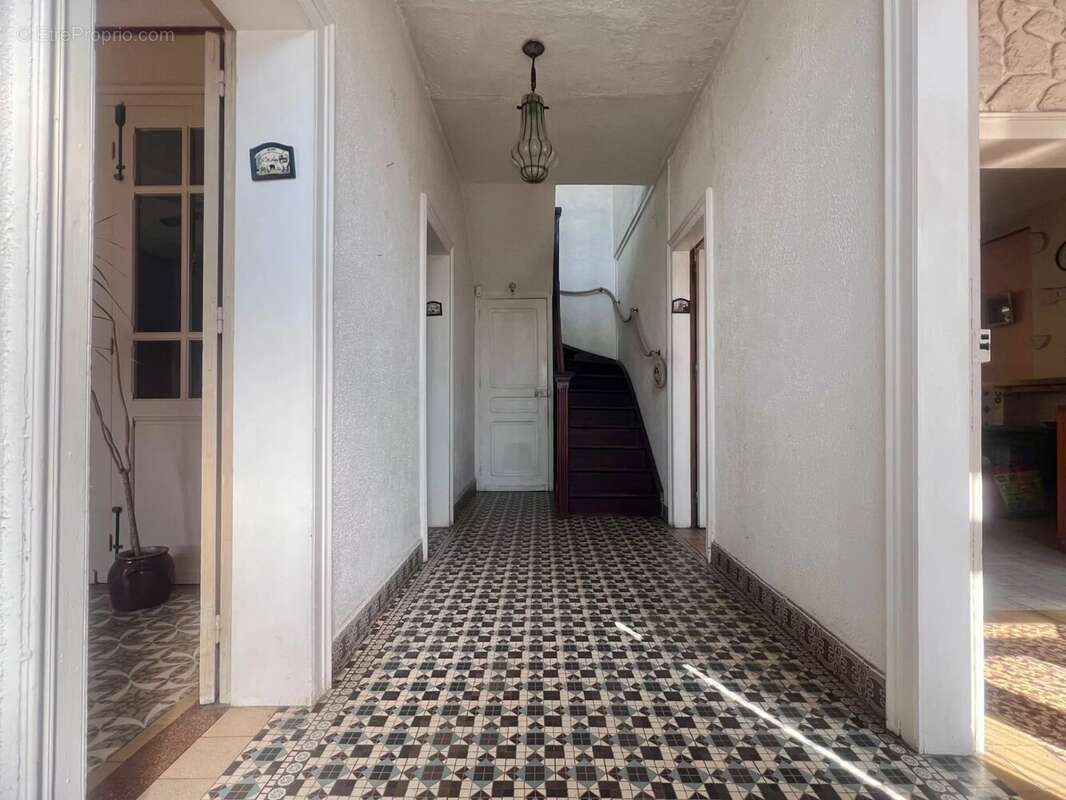 Maison à GOUZEAUCOURT