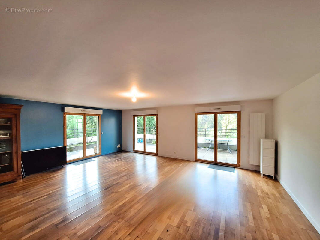 Appartement à SEGRE
