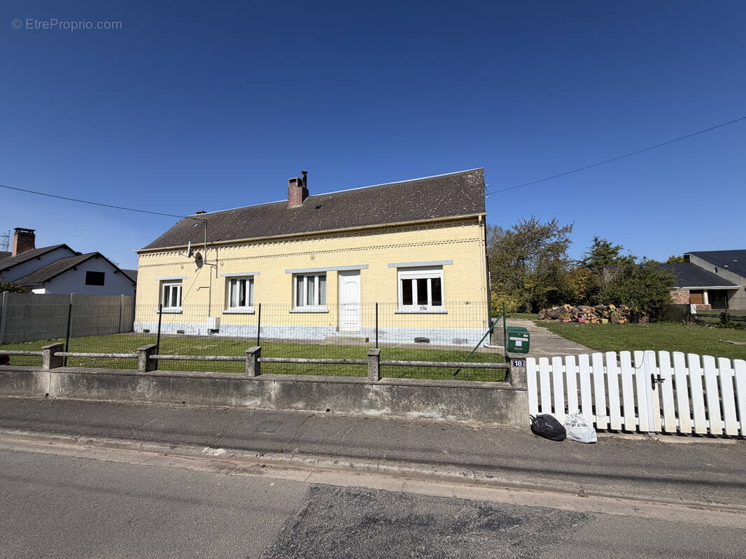 Maison à ALLENAY